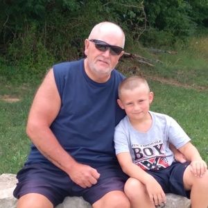 Meet your Posher, Lee